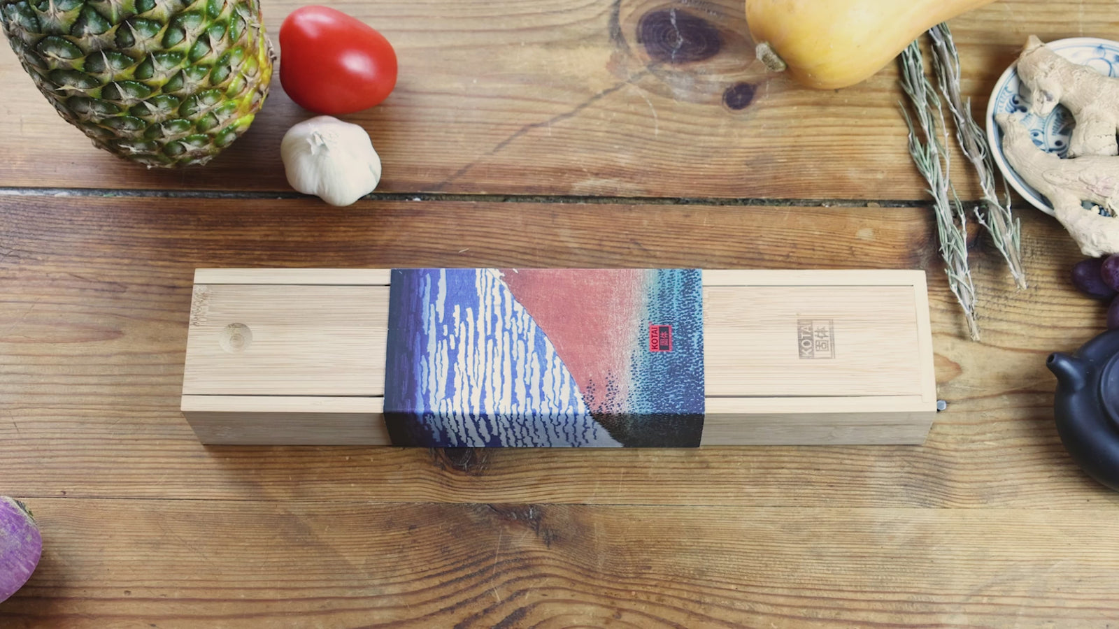 Kiritsuke nůž Bunka – japonská nerezová ocel, čepel 210 mm – video